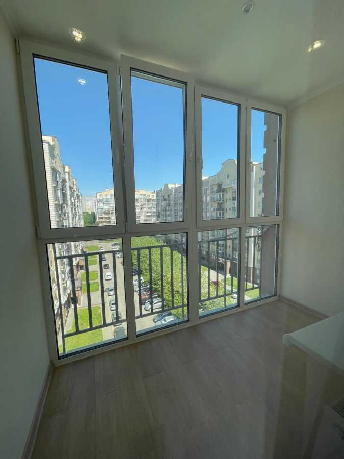 Продажа 3-комнатной квартиры 87 м², Метрологическая ул., 15А