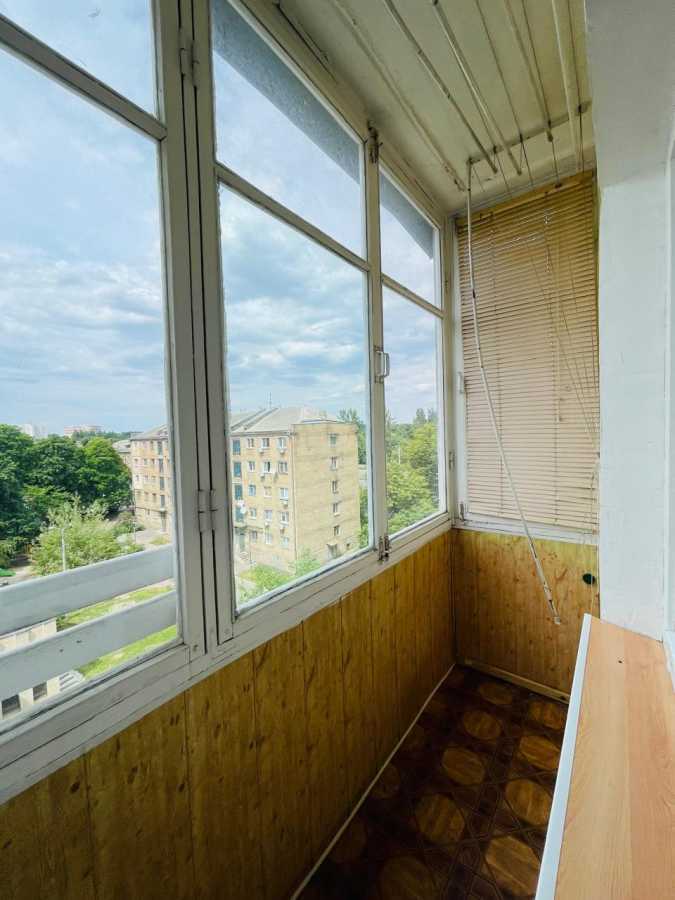 Продажа 2-комнатной квартиры 43 м², Академика Заболотного ул., 138