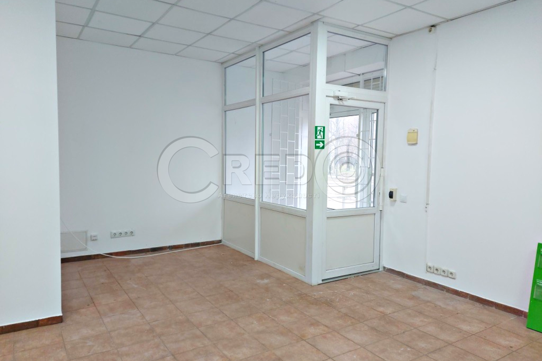 Оренда магазину 75 м², Соборності вул.