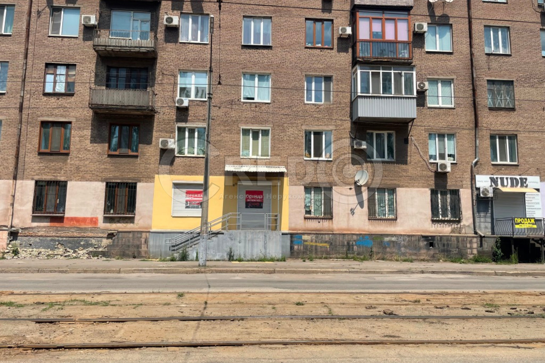 Оренда магазину 75 м², Соборності вул.