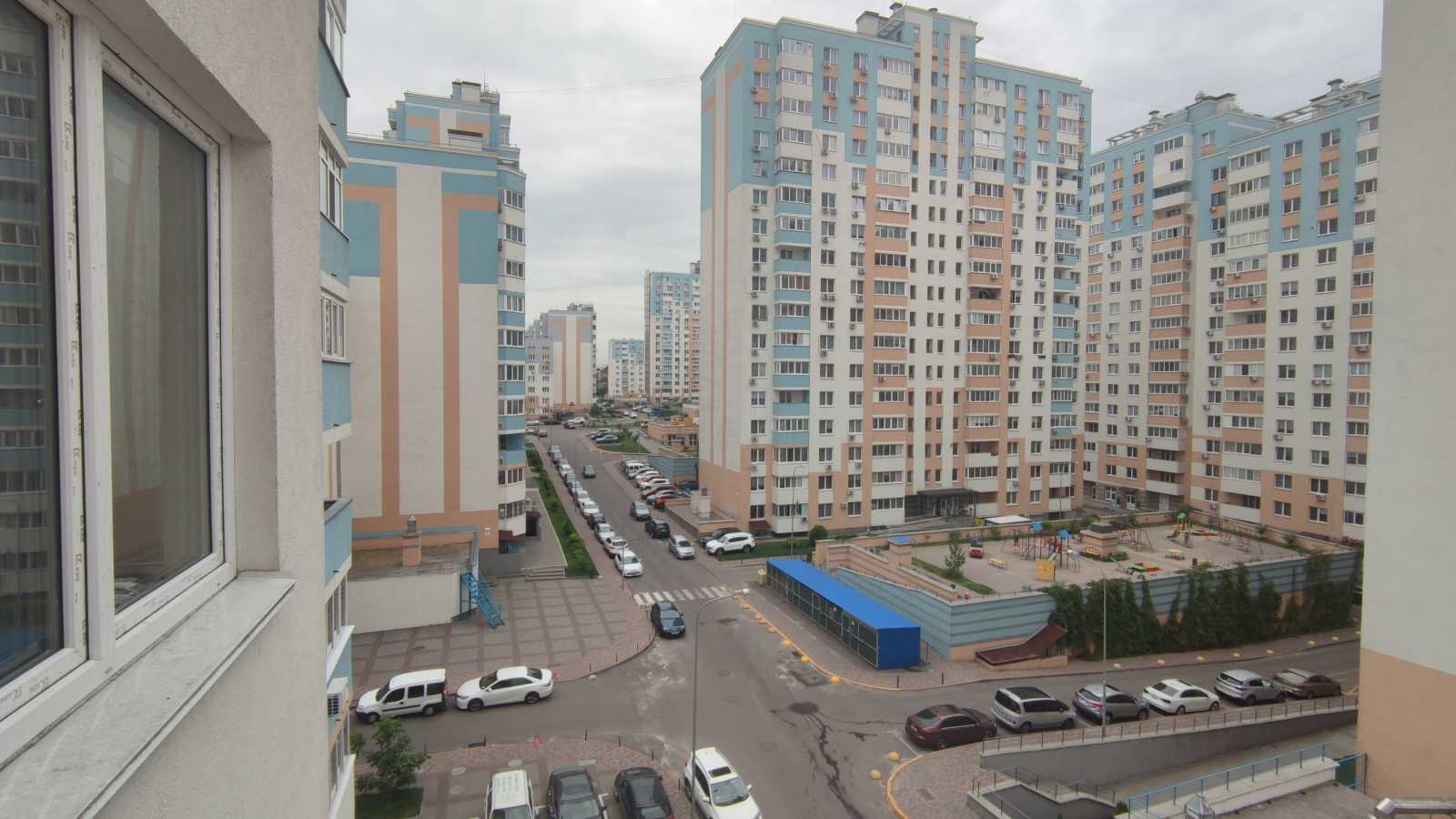 Продажа 3-комнатной квартиры 76 м², Сергея Данченко ул., 34А