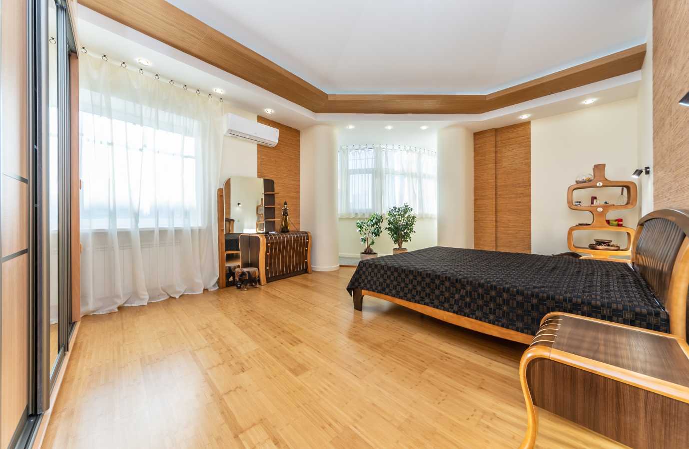 Продаж 4-кімнатної квартири 149 м², Гарматна вул., 21/30