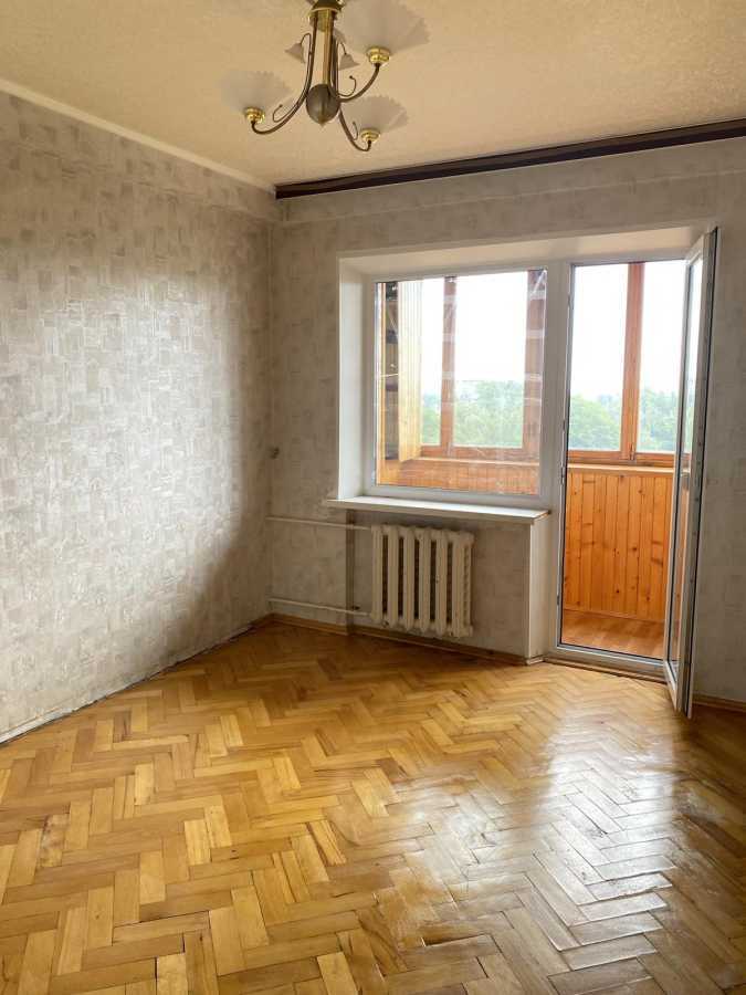 Продаж 3-кімнатної квартири 62 м², Антонова Авіаконструктора вул., 2/32