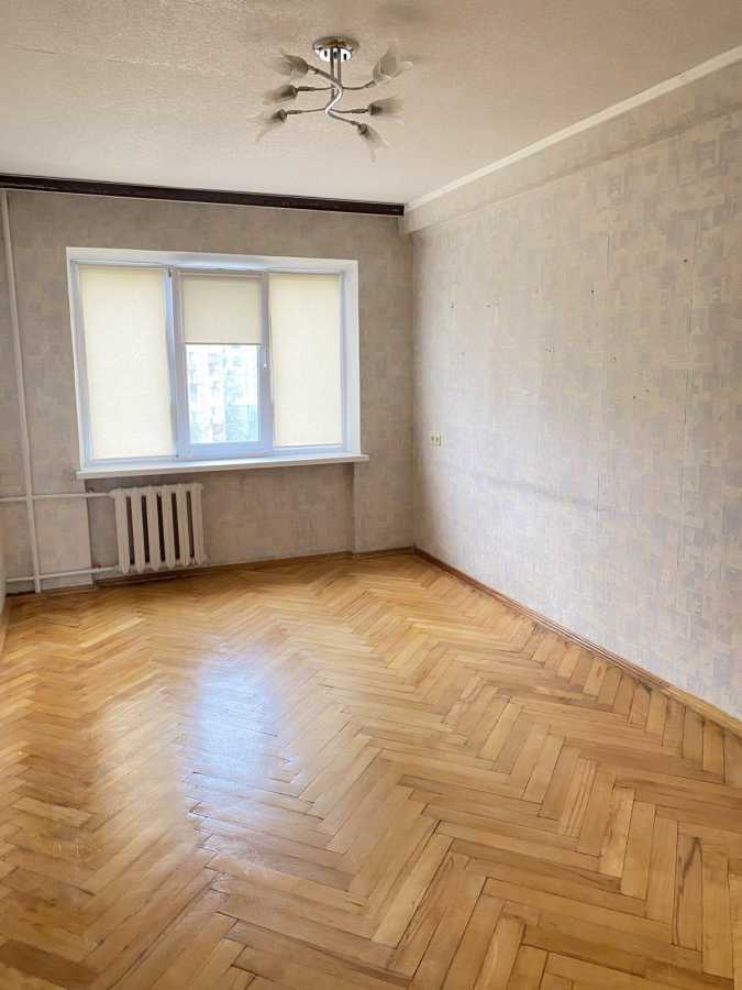 Продажа 3-комнатной квартиры 62 м², Авиаконструктора Антонова ул., 2/32