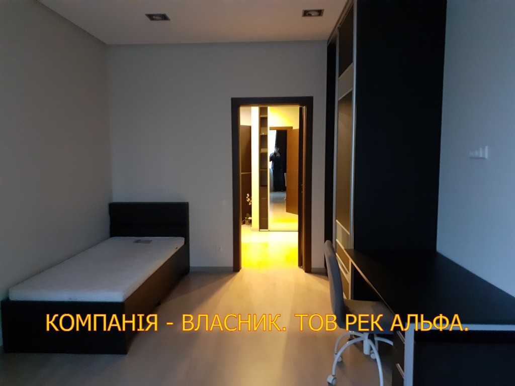 Продажа 3-комнатной квартиры 120.1 м², Генерала Шаповала ул., 2