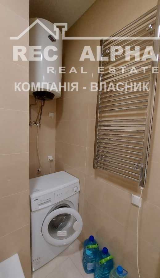 Продажа 1-комнатной квартиры 65 м², Генерала Шаповала ул., 2