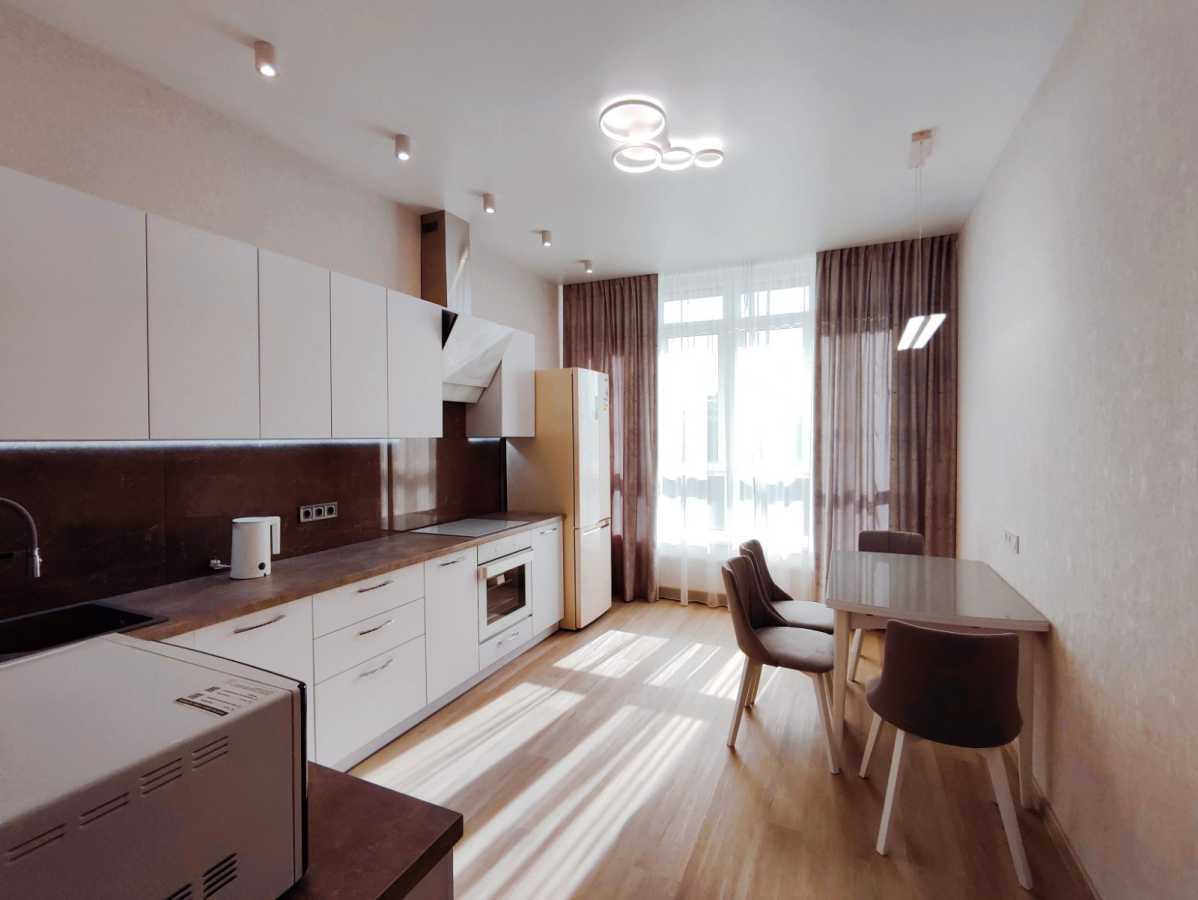 Продажа 1-комнатной квартиры 50 м², Михаила Максимовича ул., 32