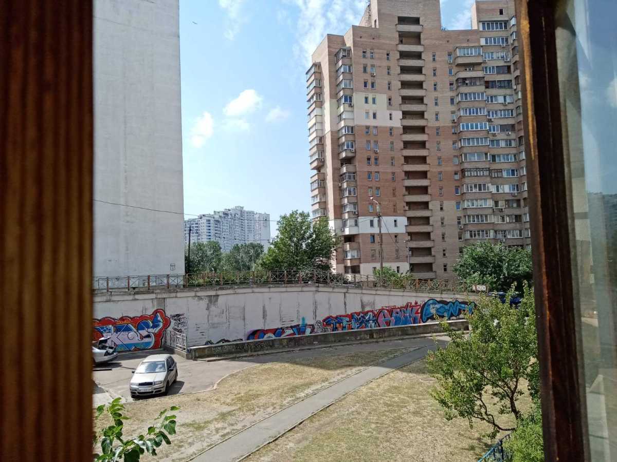 Продажа 2-комнатной квартиры 52 м², Срибнокильская ул., 22А