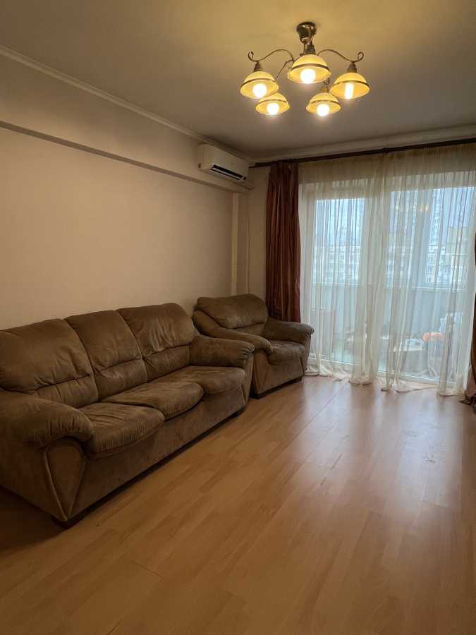 Продажа 3-комнатной квартиры 75 м², Петра Григоренко просп., 36