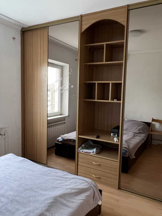 Продаж 3-кімнатної квартири 75 м², Петра Григоренка просп., 36