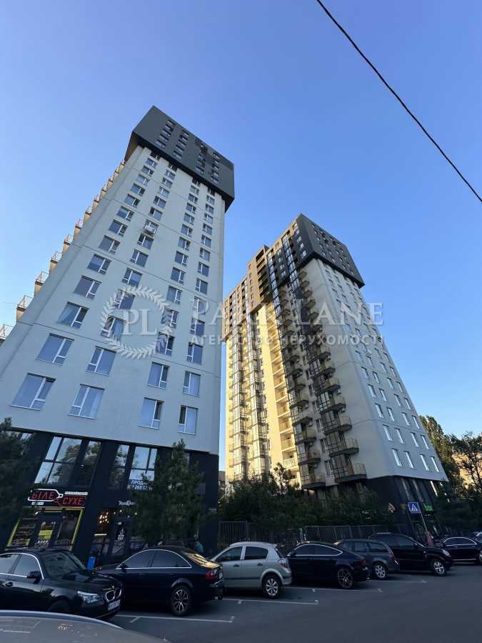 Продаж 1-кімнатної квартири 41 м², Сормівська вул., 3