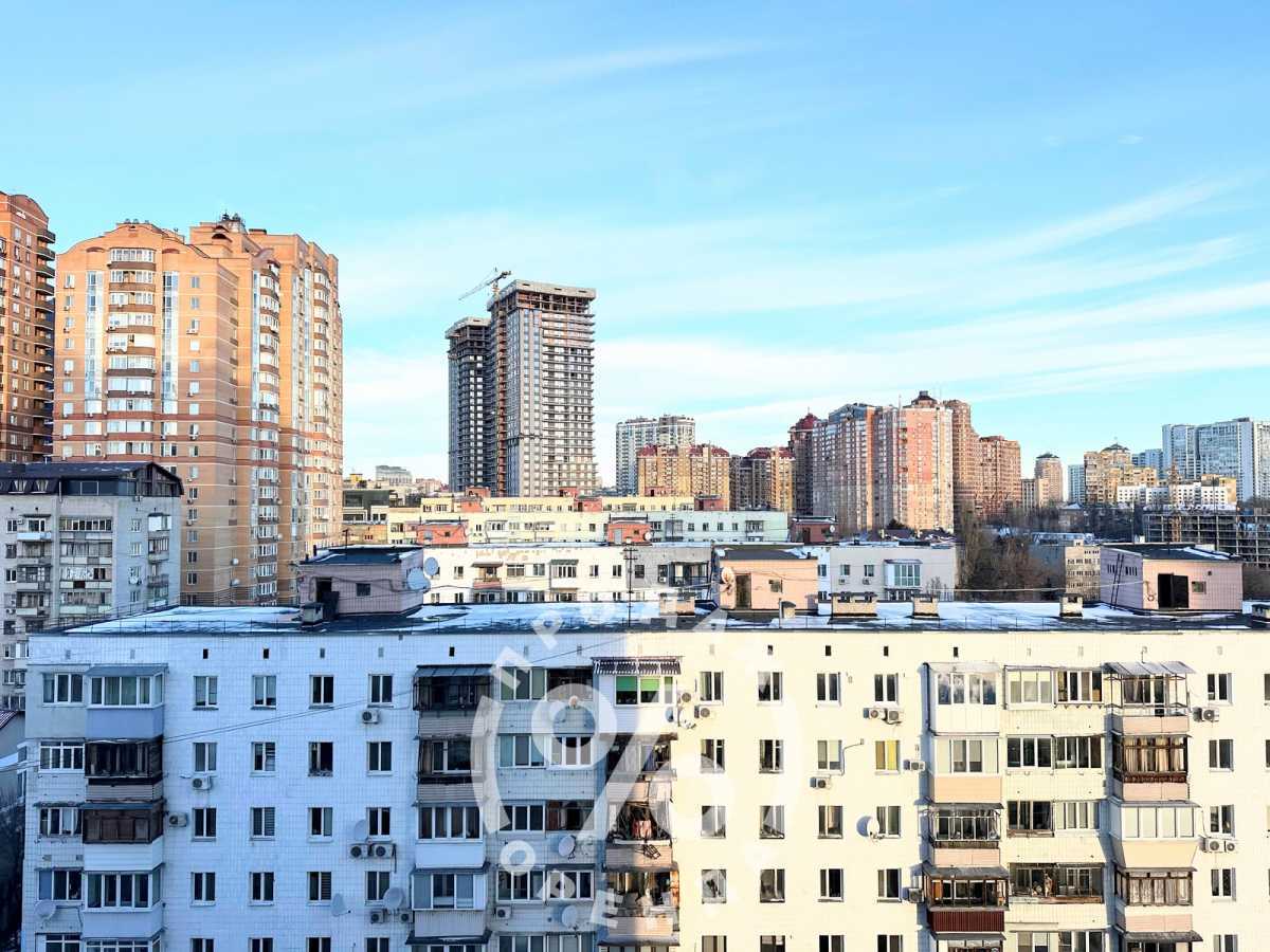 Продажа 2-комнатной квартиры 58 м², Василия Тютюнника ул., 28А