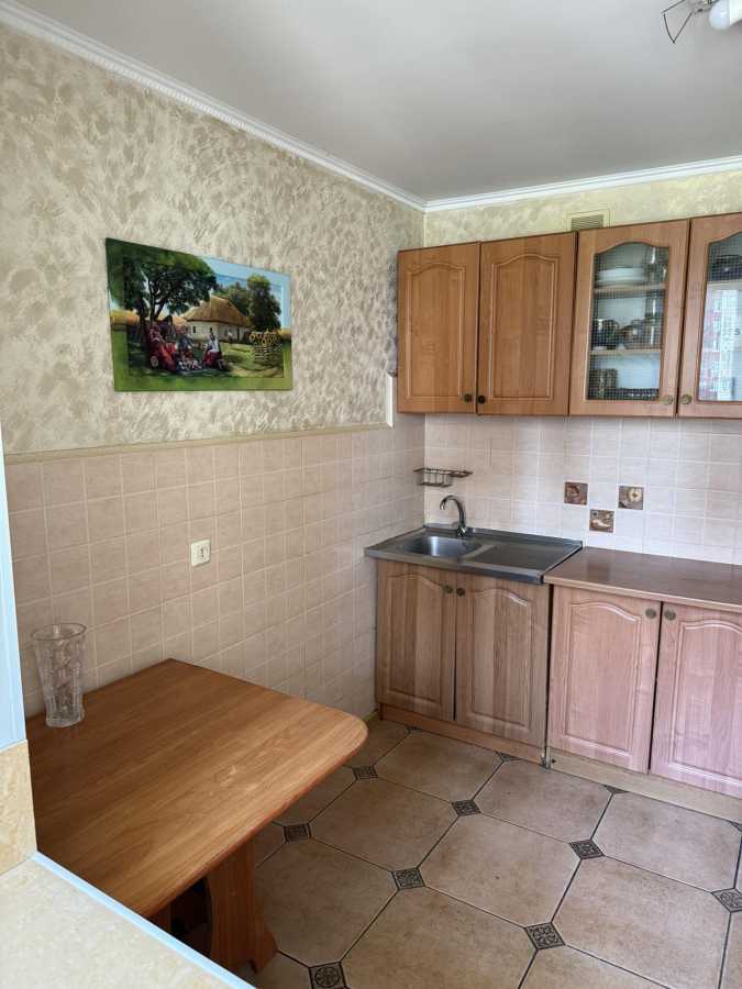 Продаж 4-кімнатної квартири 85.5 м², Котельникова вул., Драгоманова, 20