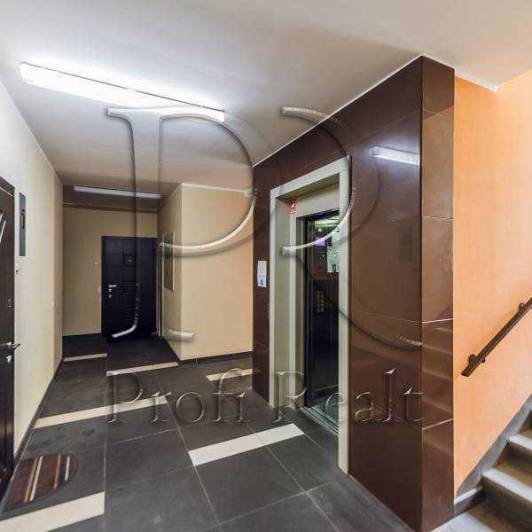 Продаж 1-кімнатної квартири 40 м², Регенераторна вул., 4К4