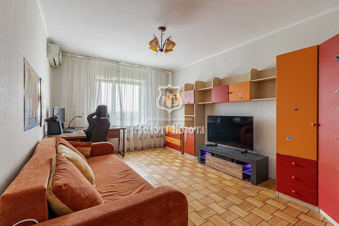 Продаж 3-кімнатної квартири 95.4 м², Північна вул., 2/58