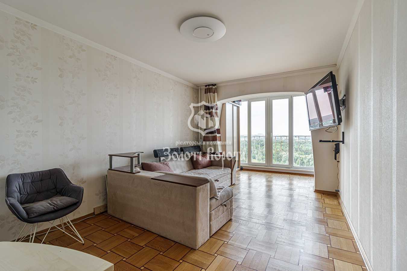 Продаж 3-кімнатної квартири 95.4 м², Північна вул., 2/58