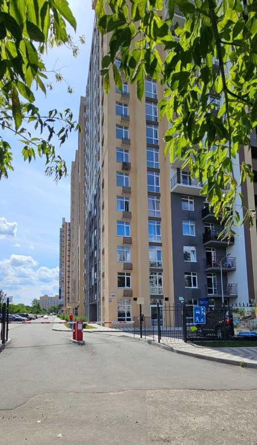 Продаж 1-кімнатної квартири 42 м², Академіка Заболотного вул., 148