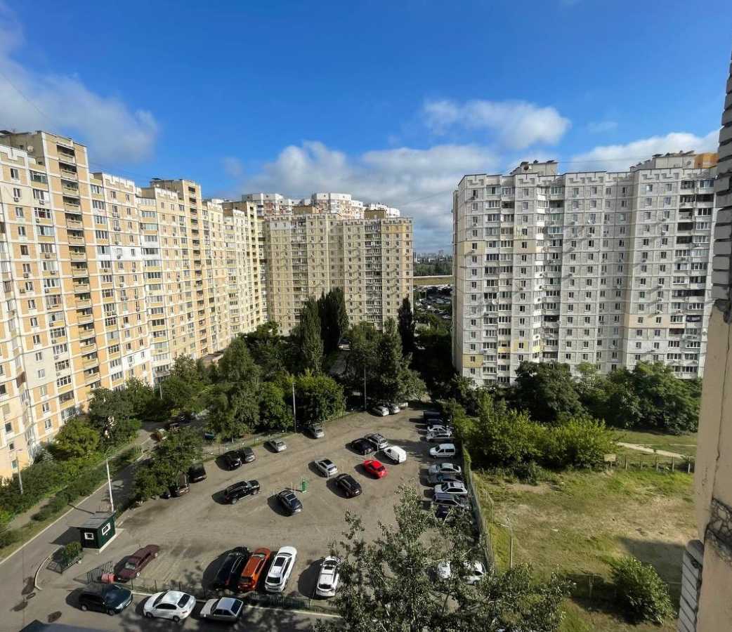 Продажа 3-комнатной квартиры 88 м², Петра Григоренко просп., 3А