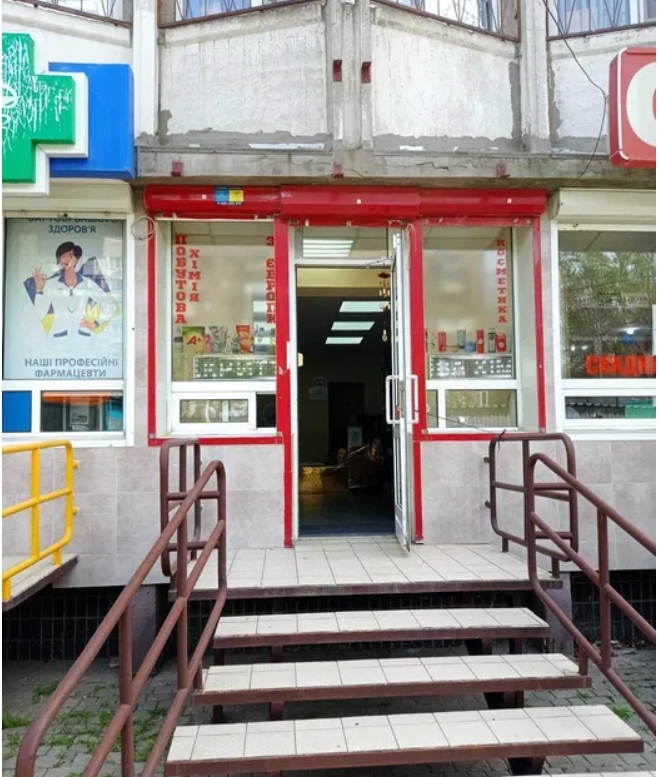 Оренда торговельного приміщення 19 м², Добровольского просп.