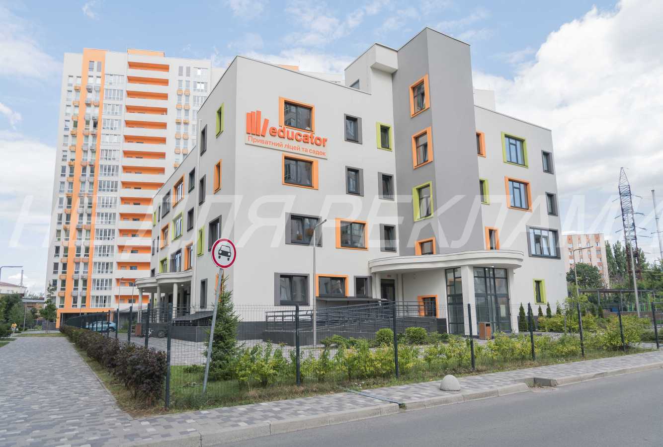 Продажа 1-комнатной квартиры 47.9 м², Победы просп., 67Г