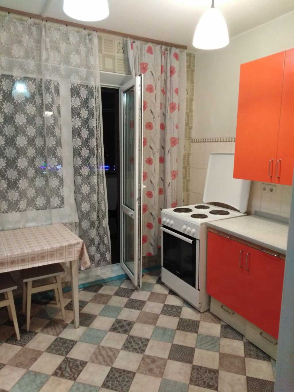 Продаж 2-кімнатної квартири 56 м², Ревуцького вул., 19/1