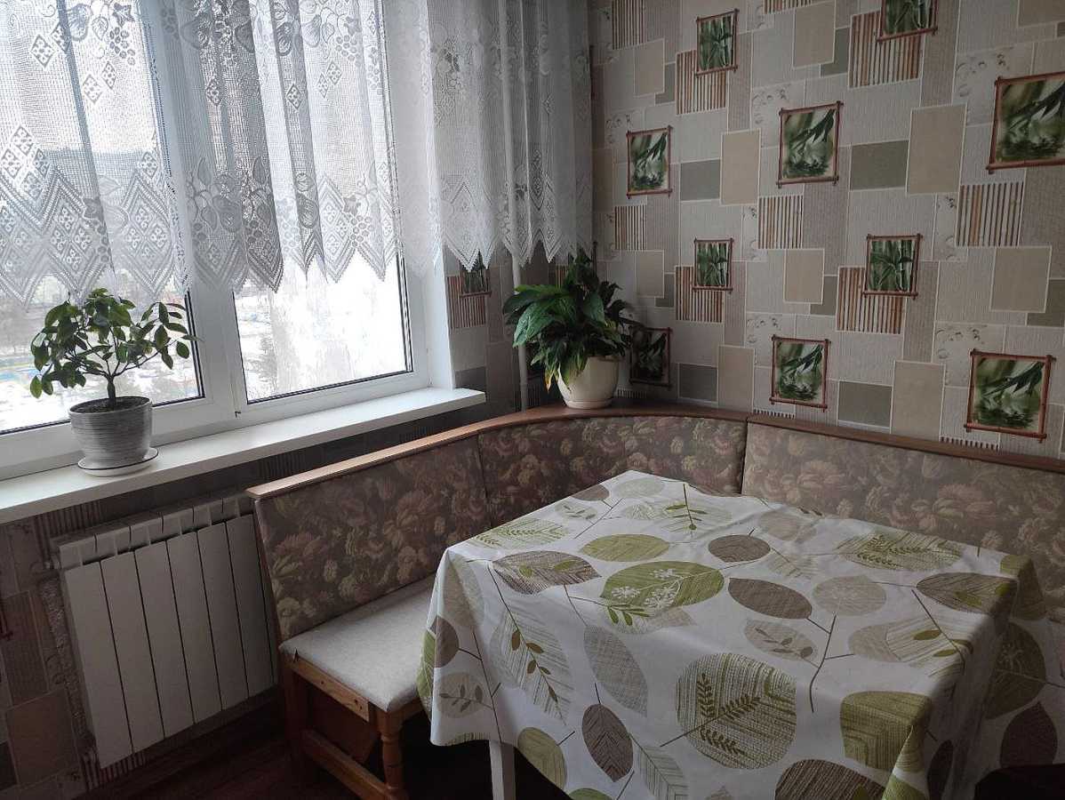 Продажа 2-комнатной квартиры 56 м², Озерная ул., 6