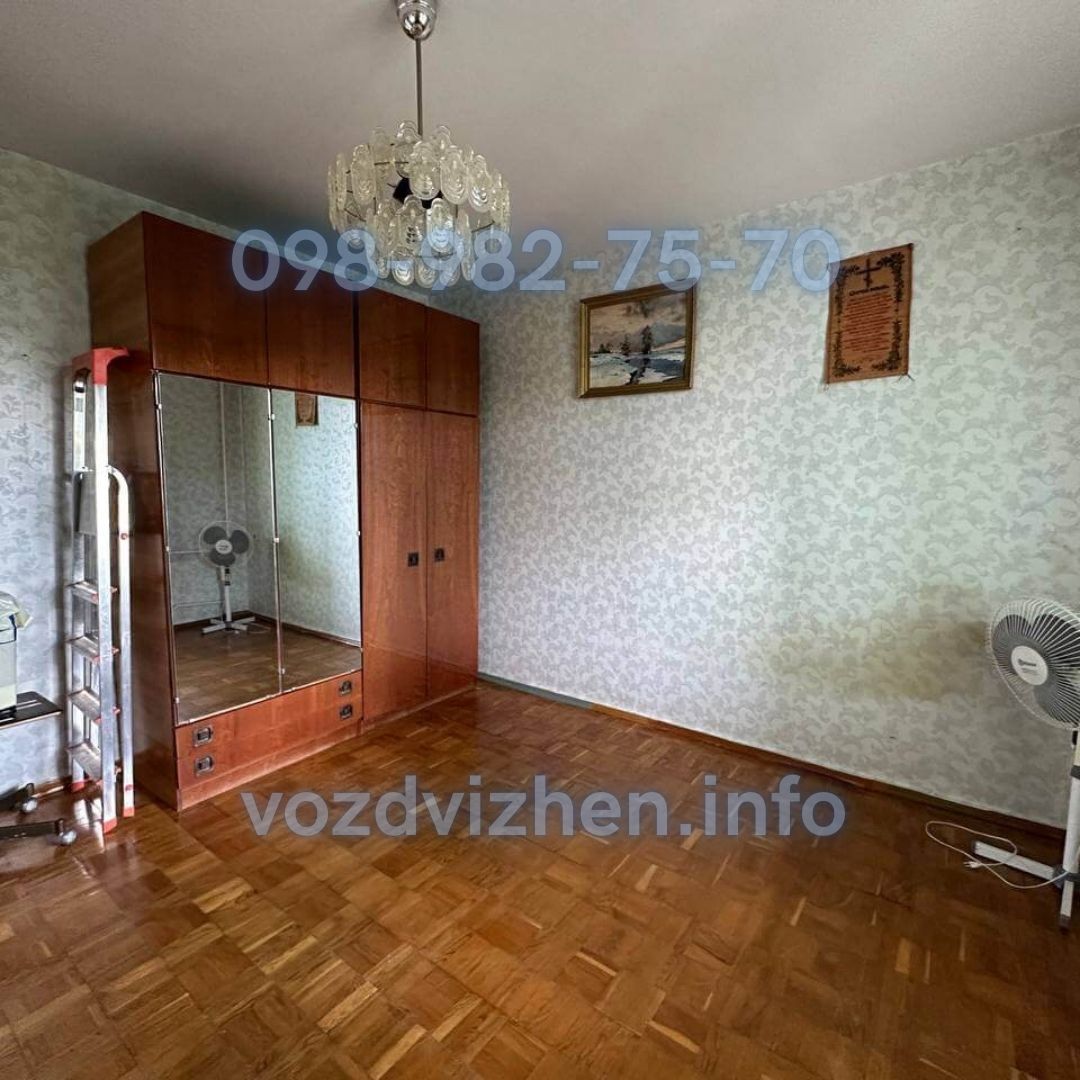 Продаж 2-кімнатної квартири 55 м², Архітектора Ніколаєва вул., 15Б