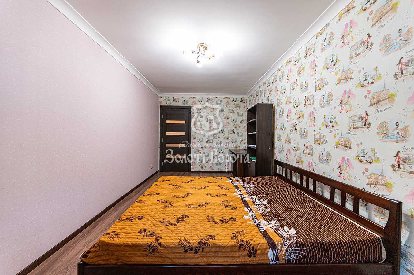 Продаж 3-кімнатної квартири 85 м², Єреванська вул., 10А