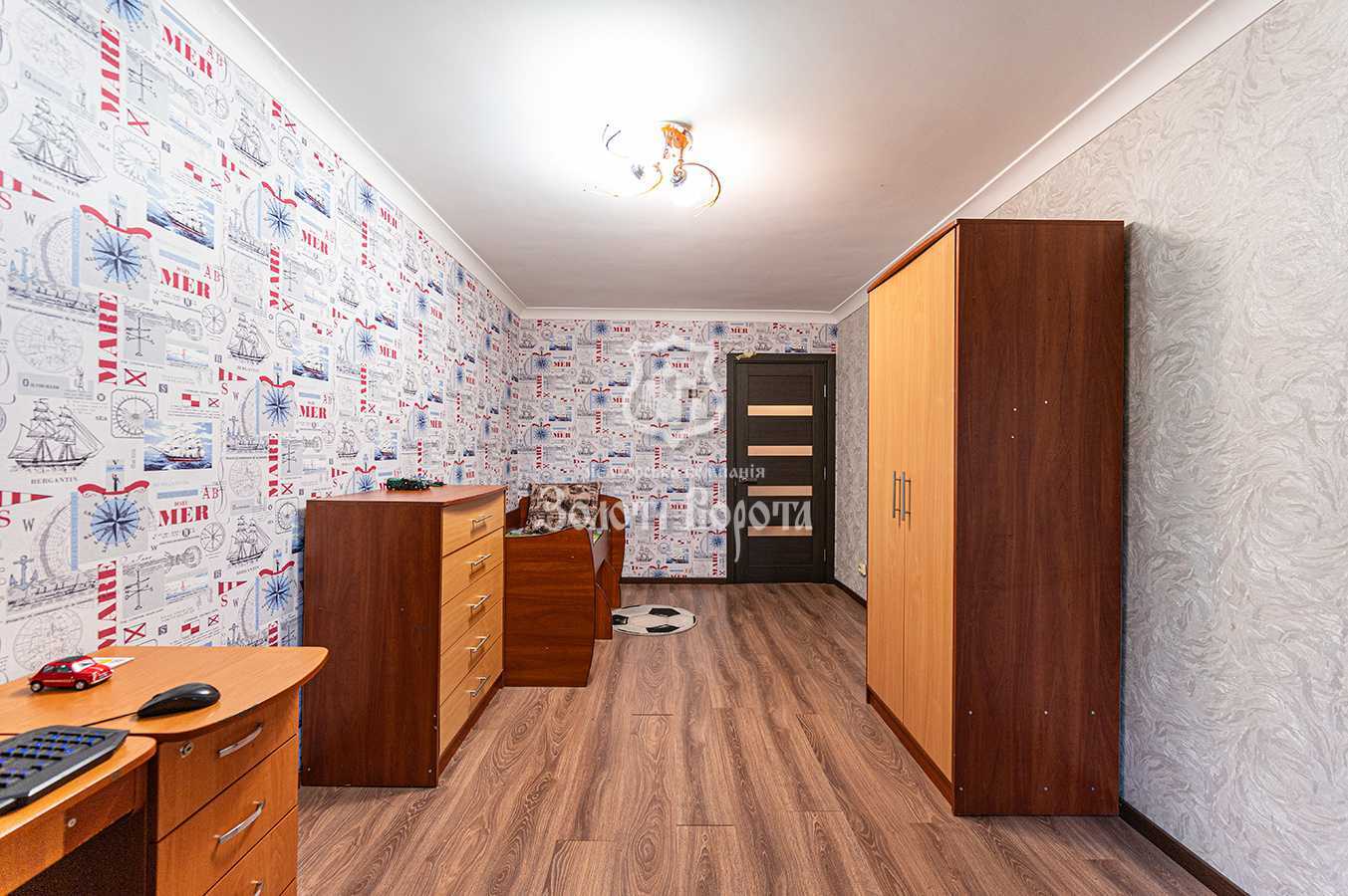 Продажа 3-комнатной квартиры 85 м², Ереванская ул., 10А