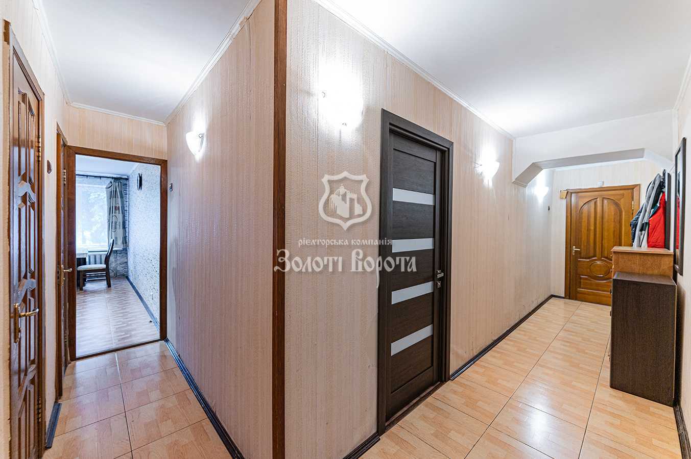 Продаж 3-кімнатної квартири 85 м², Єреванська вул., 10А