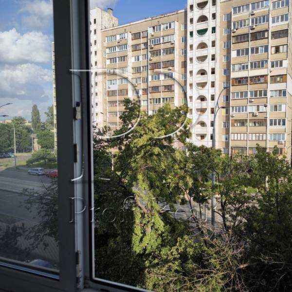 Продажа 1-комнатной квартиры 33 м², Новаторов ул., 2А