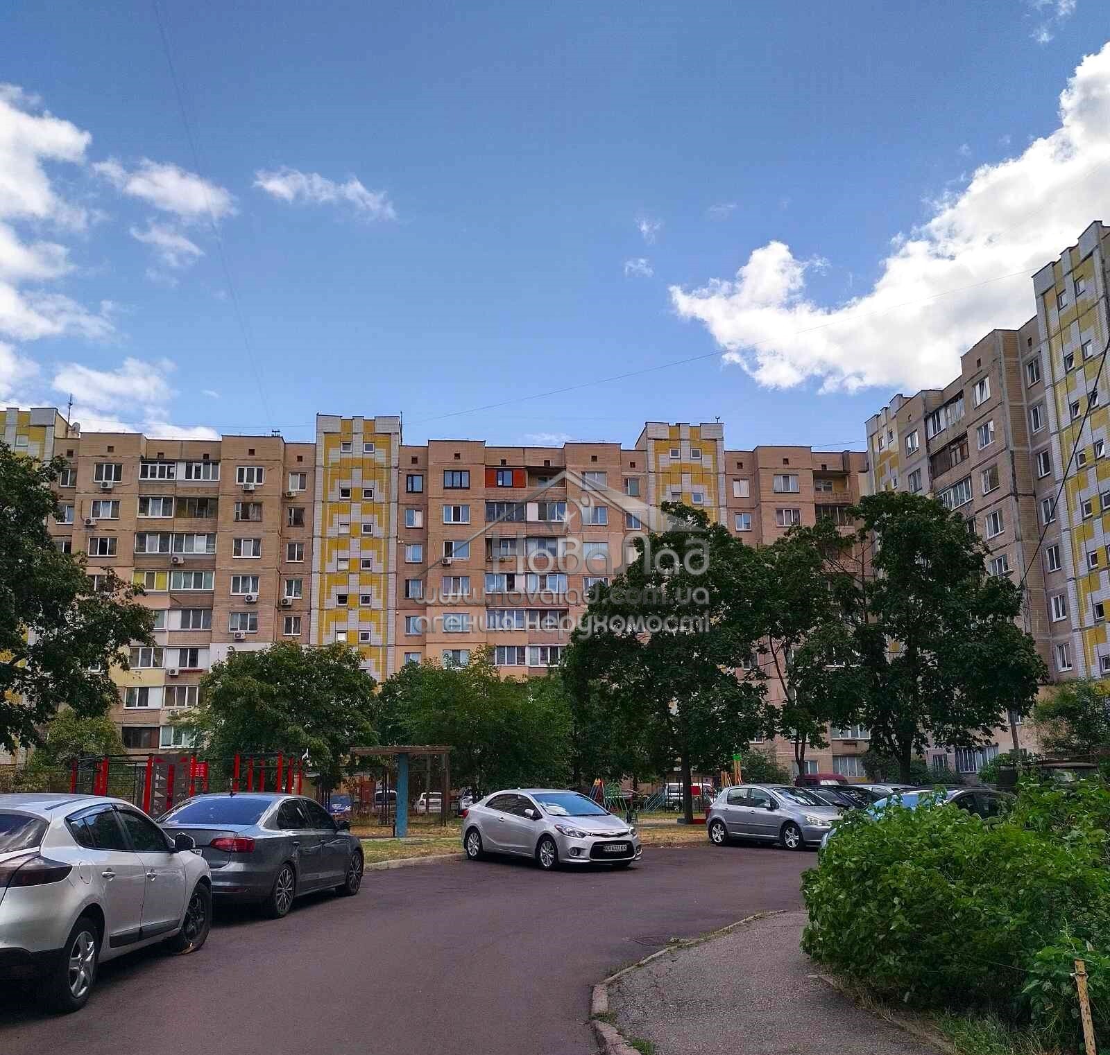 Продажа 3-комнатной квартиры 69 м², Теодора Драйзера ул., 28