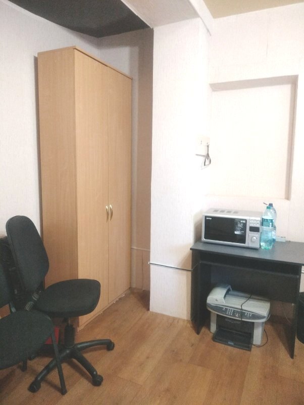 Продаж приміщення вільного призначення 14 м², Верховинна вул., 87
