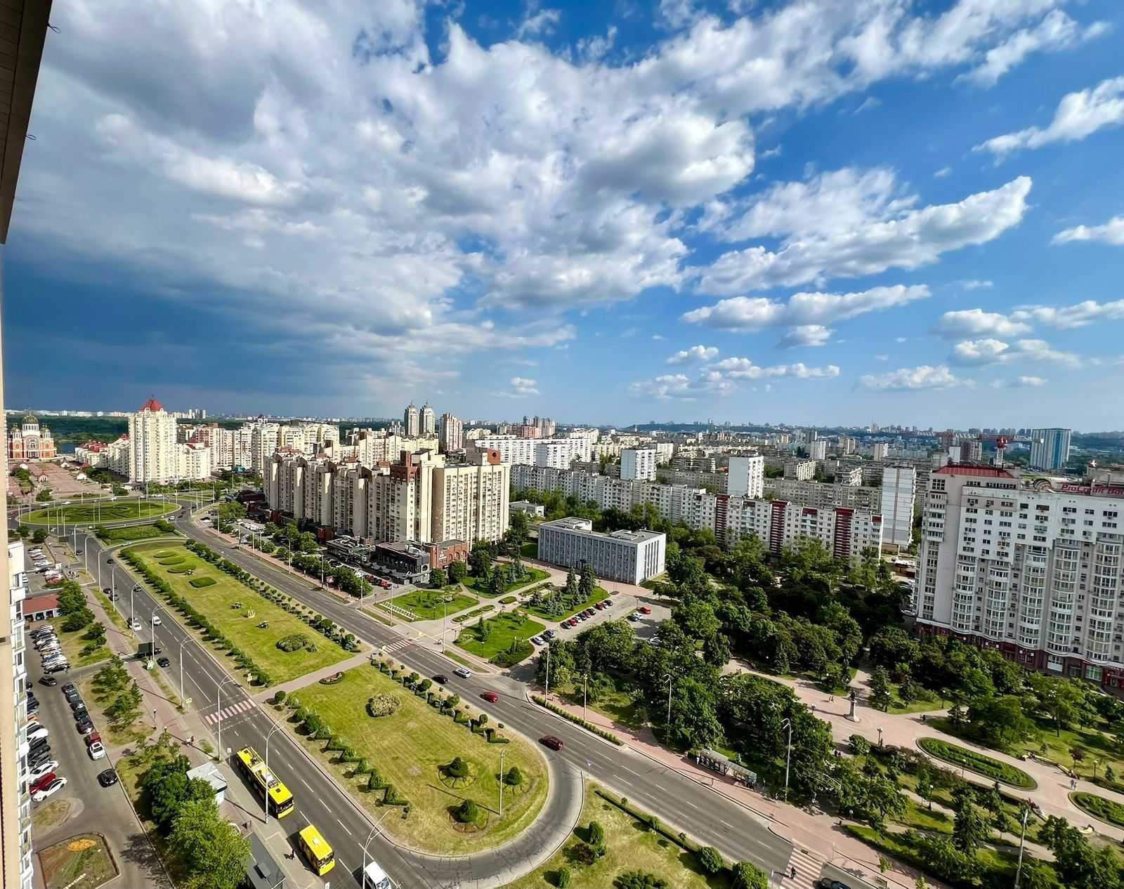 Продажа 3-комнатной квартиры 115 м², Оболонский просп., 26