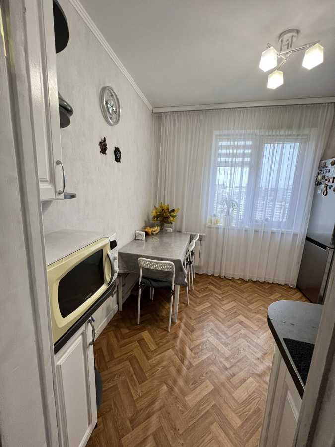 Продажа 3-комнатной квартиры 78 м², Радунская ул., 42/10