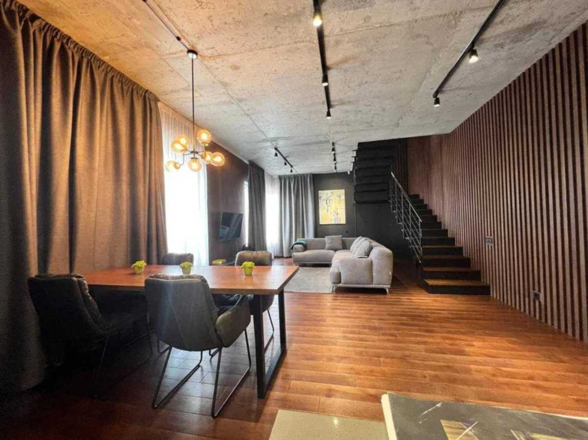 Продажа 3-комнатной квартиры 110 м², Заречная ул., 1в