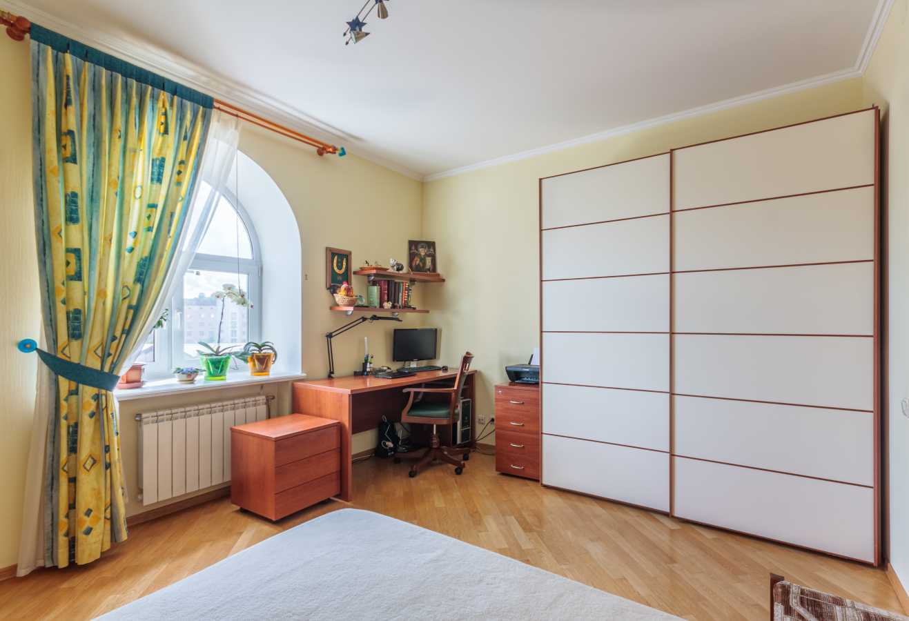 Продажа 3-комнатной квартиры 114 м², Туровская ул., 24