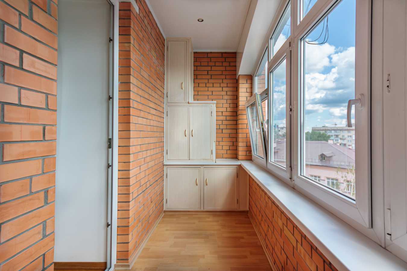 Продажа 3-комнатной квартиры 114 м², Туровская ул., 24