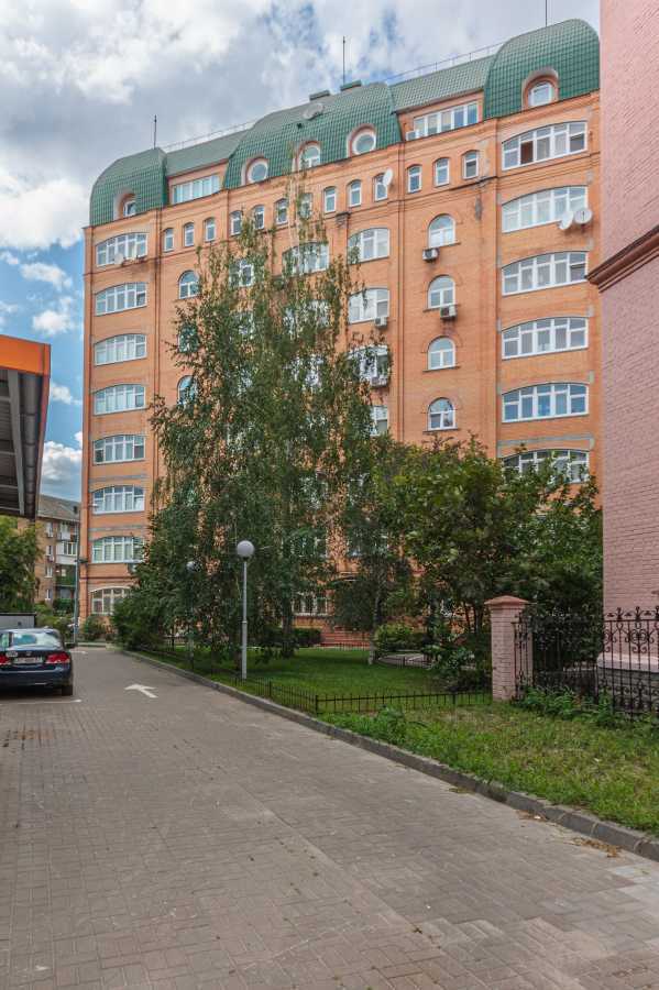 Продаж 3-кімнатної квартири 114 м², Турівська вул., 24