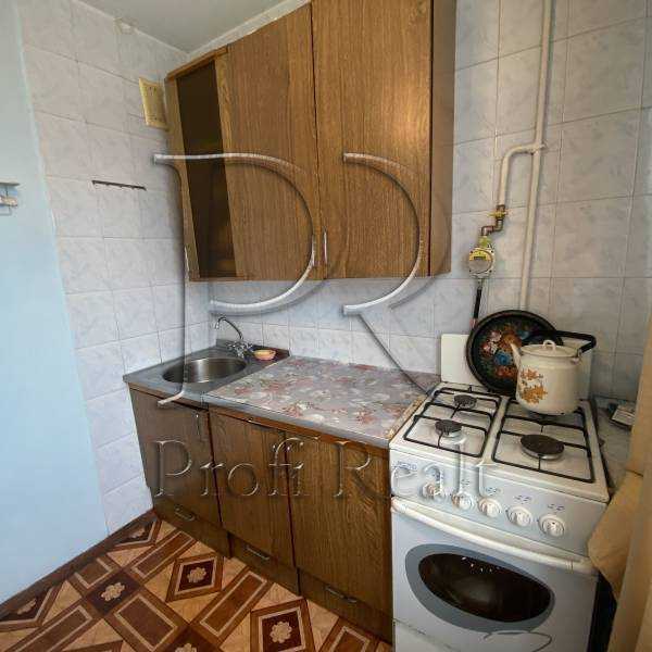 Продаж 2-кімнатної квартири 48 м², Полярна вул., 7