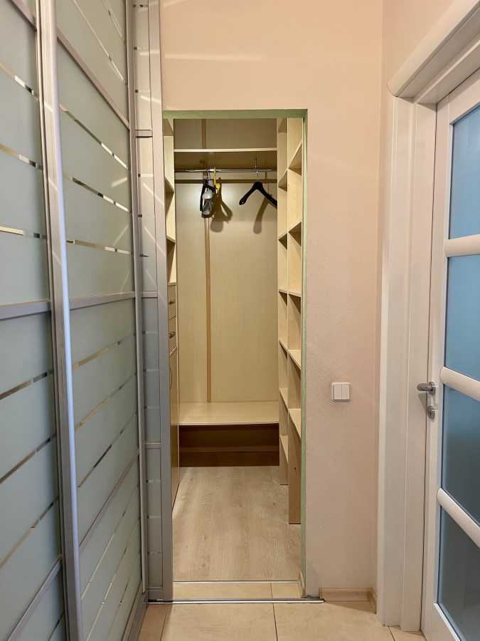 Продаж 3-кімнатної квартири 91.7 м², Феодосійський пров., 14А