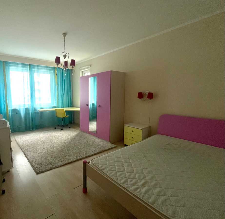 Продаж 3-кімнатної квартири 91.7 м², Феодосійський пров., 14А