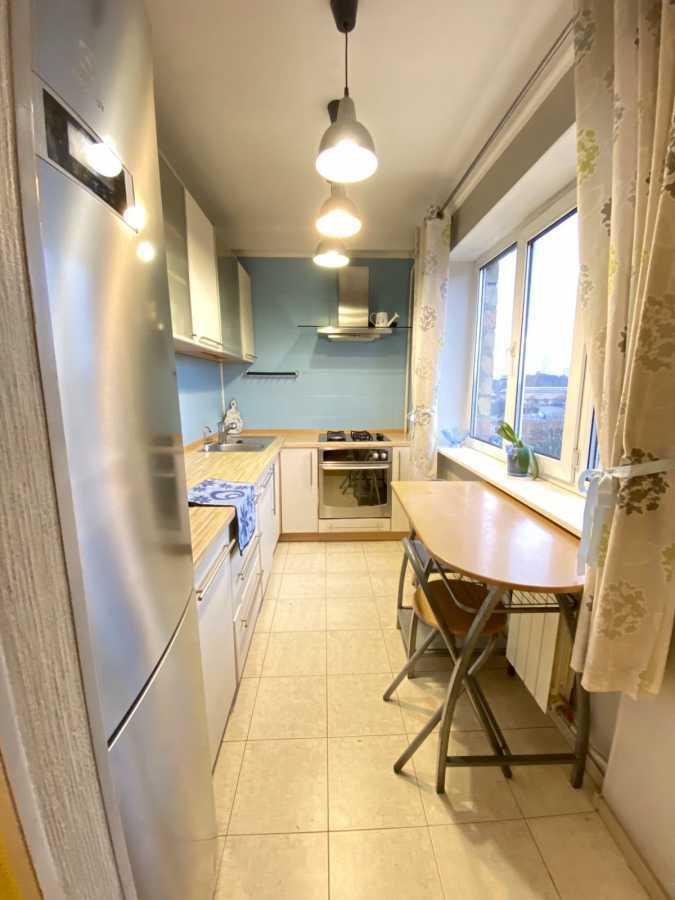 Продаж 3-кімнатної квартири 60 м², Дегтярівська вул., 58