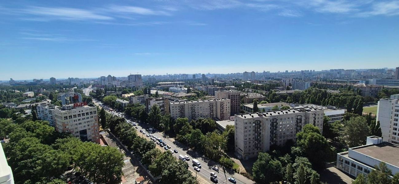 Продажа 2-комнатной квартиры 75.1 м², Авиаконструктора Игоря Сикорского ул., 1