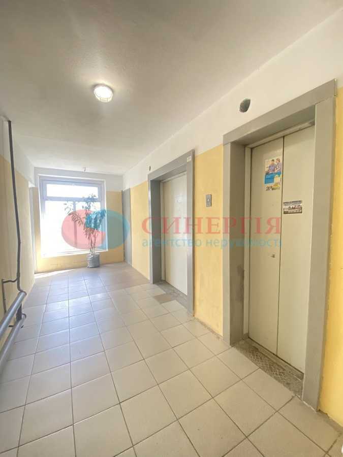 Продаж 1-кімнатної квартири 34.9 м², Мілютенка вул., 17Б