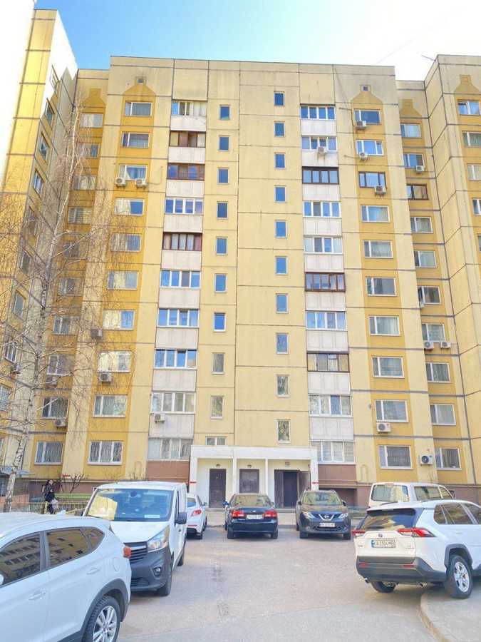 Продаж 2-кімнатної квартири 65.8 м², Івана Улітіна вул., Пулюя, 1