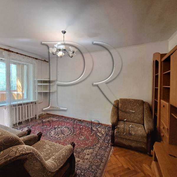 Продажа 1-комнатной квартиры 26 м², Днепроводская ул., 1