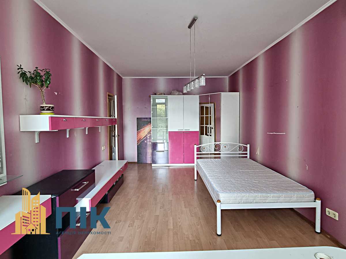 Продажа 4-комнатной квартиры 120 м², Гайдара, 27