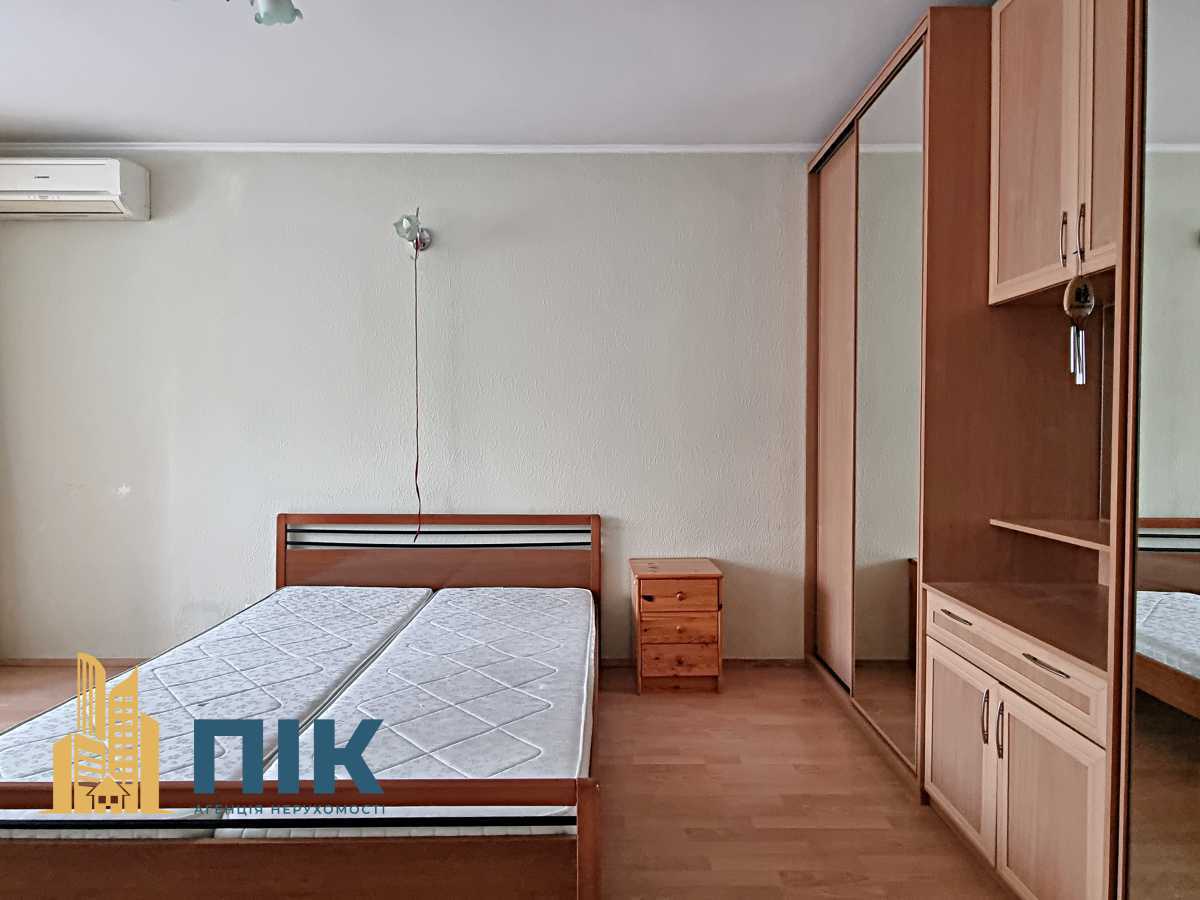 Продаж 4-кімнатної квартири 120 м², Гайдара, 27