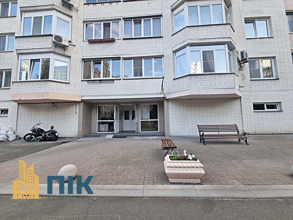 Продаж 4-кімнатної квартири 120 м², Гайдара, 27